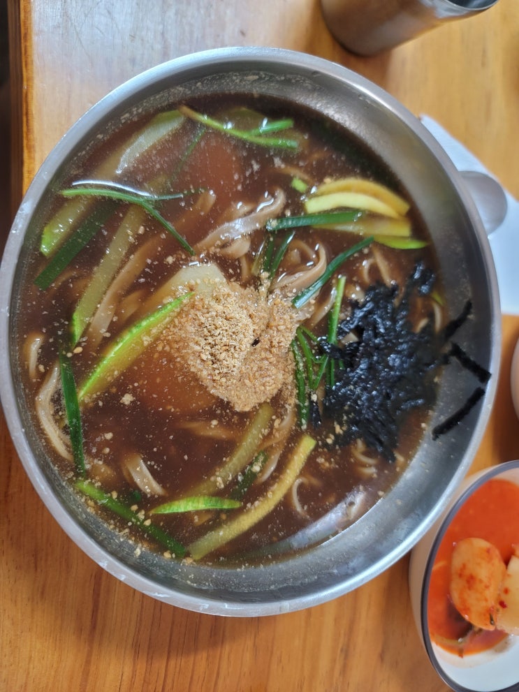 허영만의 백반기행에 소개된 동해 시골 장칼국수 감자부침 솔직후기 허영만의 백반기행에 소개된 동해 시골 장칼국수 감자부침 솔직후기