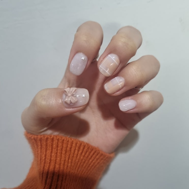  산본네일 추천 이달의아트가 예쁜 디스코네일