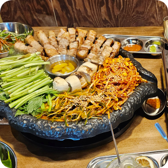 청주 봉명동 맛집! 산장 삼겹 너무 맛있어요!