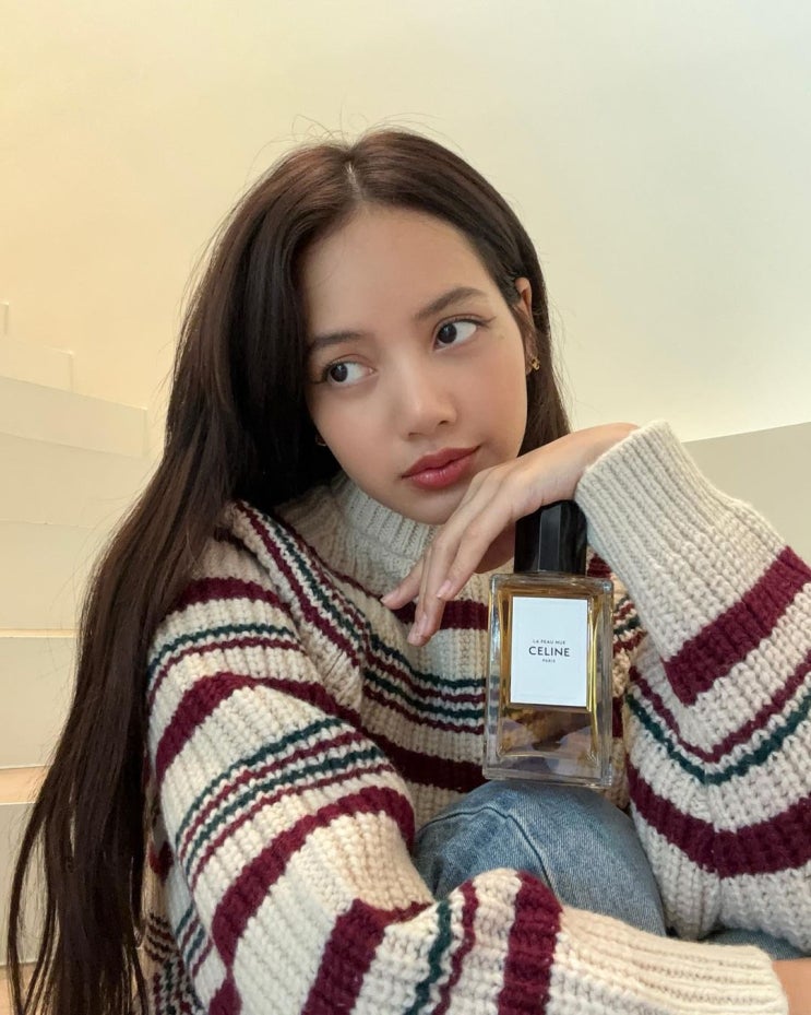 블랙핑크 리사, 파리 '19금' 쇼 출연 탓? 中 퇴출 위기...불가리·셀린느도 손절? 블랙핑크 리사, 파리 '19금' 쇼 출연 탓? 中 퇴출 위기...불가리·셀린느도 손절?