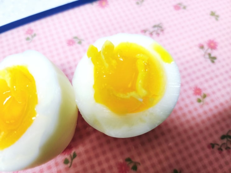 반숙시간 촉촉한 계란 삶기 / 껍질 한방에 까는법