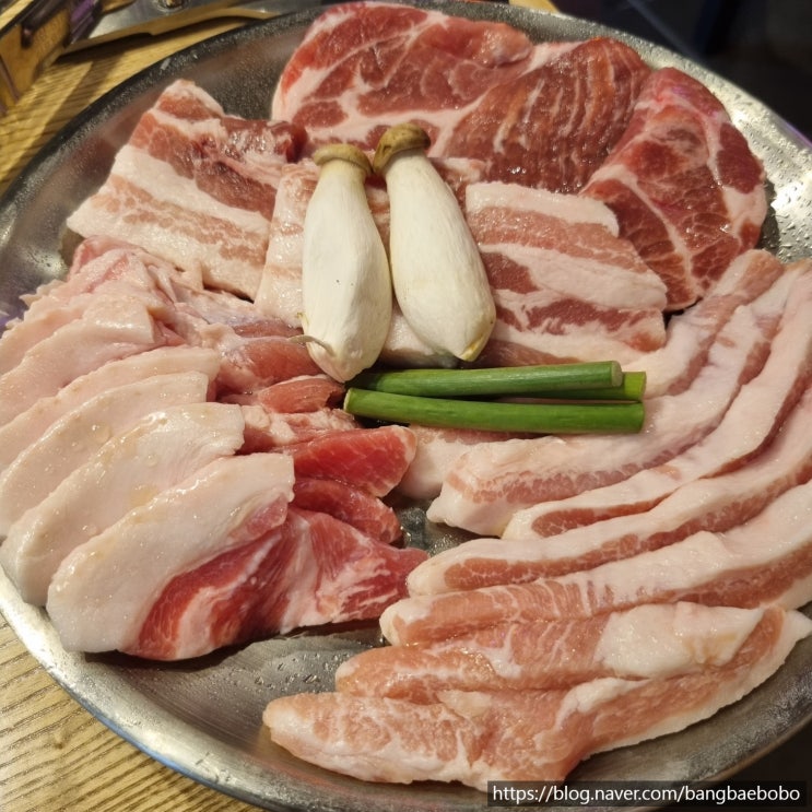  망원동에서 갑자기 고기가 먹고싶다면! 쟁반집8292 망원역점으로 가보자!