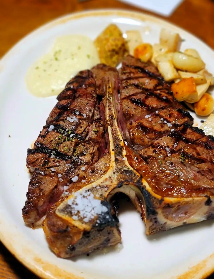  [서울숲 맛집/비스트로 성수] 분위기 좋은 티본 스테이크 맛집 (성수동 소개팅)