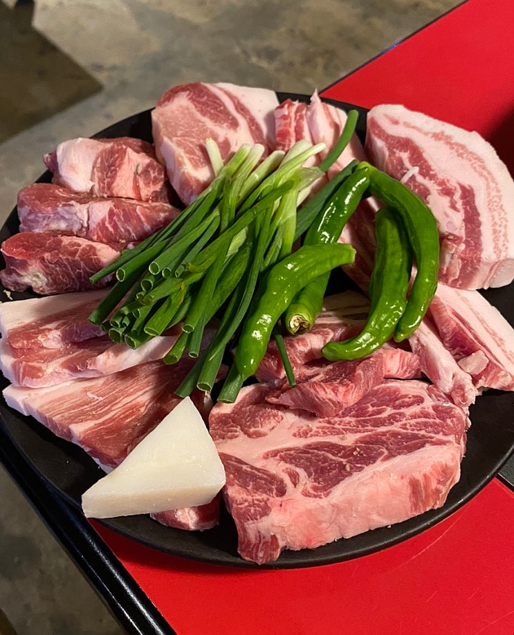  신사역 삼겹살 맛집 신사약방 맛있어요