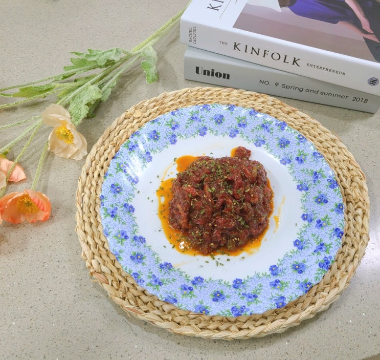 술안주 추천 한식 요리 메뉴 매콤한 육회 만드는 법 소고기 육회 부위 알아보기 술안주 추천 한식 요리 메뉴 매콤한 육회 만드는 법 소고기 육회 부위 알아보기