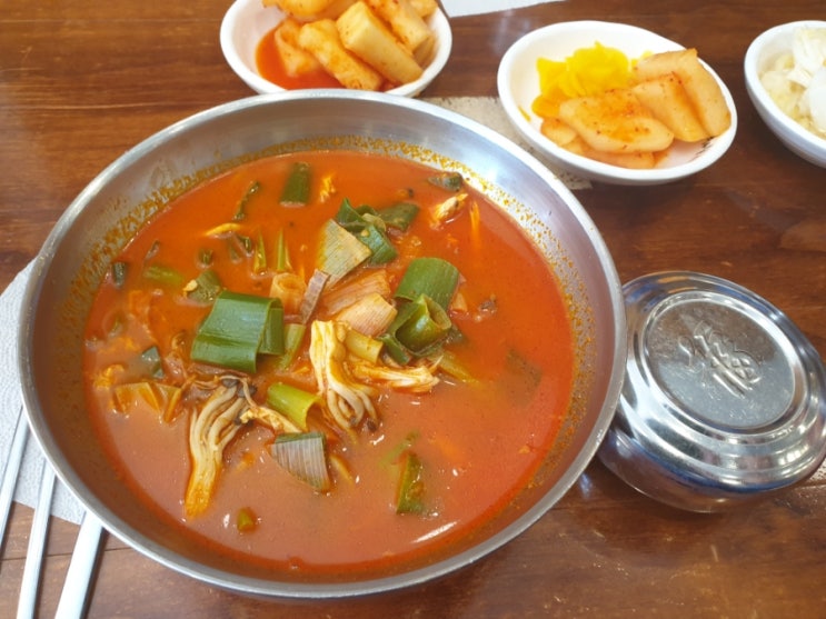 이화수전통육개장 포항오광장점 버섯육개장, 모듬만두 솔직후기 이화수전통육개장 포항오광장점 버섯육개장, 모듬만두 솔직후기