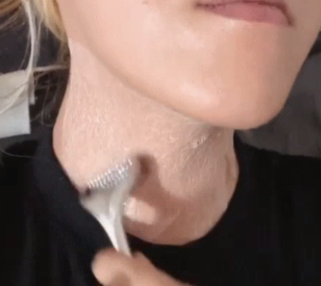 괄사 마사지 + 목주름없애는법 관리법 알아봐요