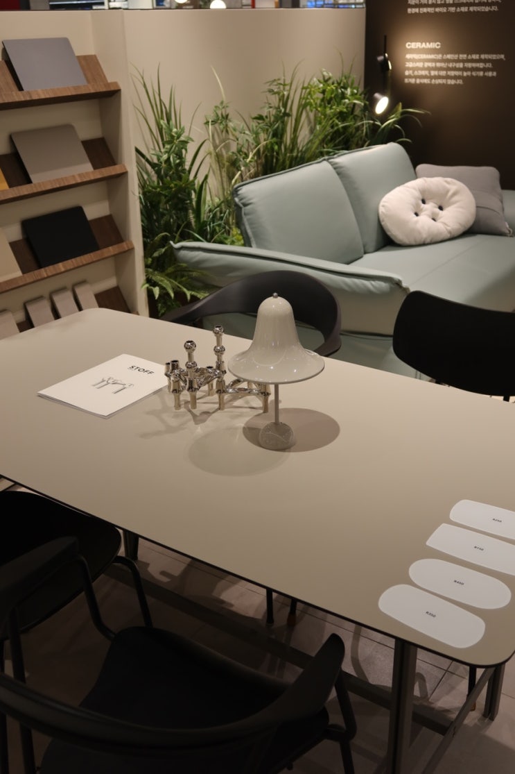 현대백화점무역센터 스테이H 팝업스토어 자체제작 테이블부터 3D인테리어까지
