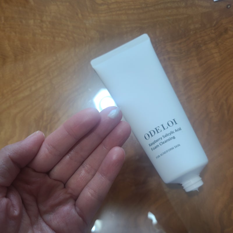 오드로이 블랙체리 모공수축 크림 사용후기ㅣ오드로이 라즈베리 살라신산 여드름 피부 폼클....