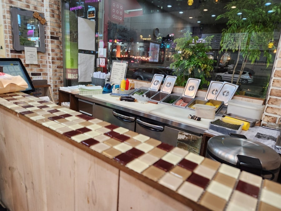 고봉민김밥인 경산사동점 사진 3