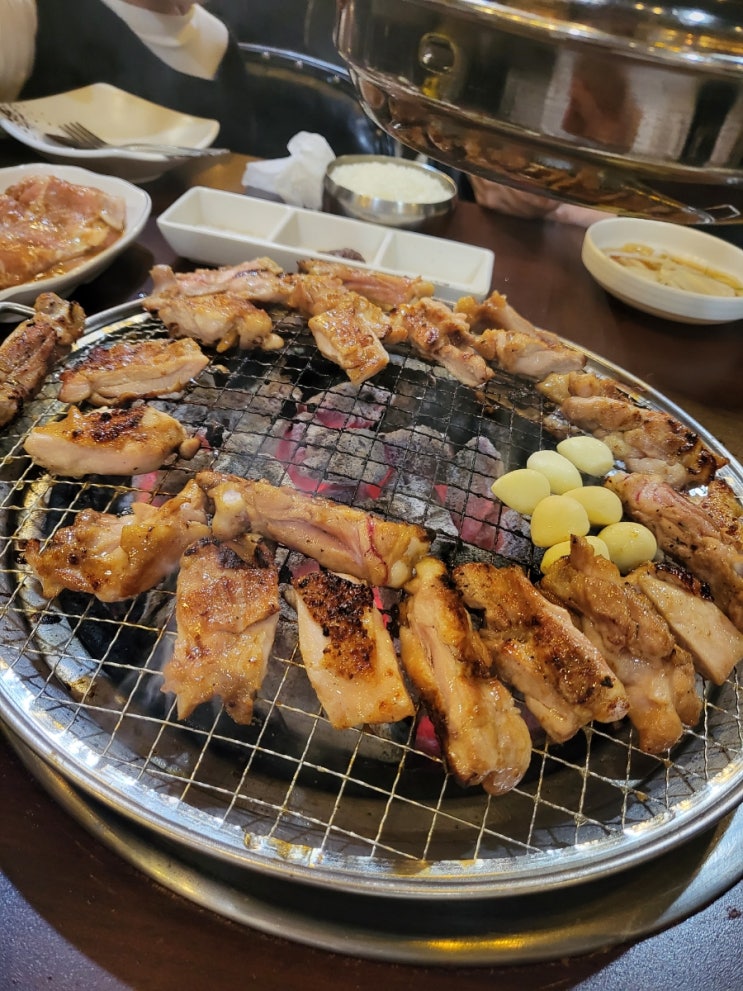 [춘천맛집] 맛있고 분위기 좋은 닭갈비집 찾는다면 바로 여기 '온더가든' 숯불닭갈비 맛집