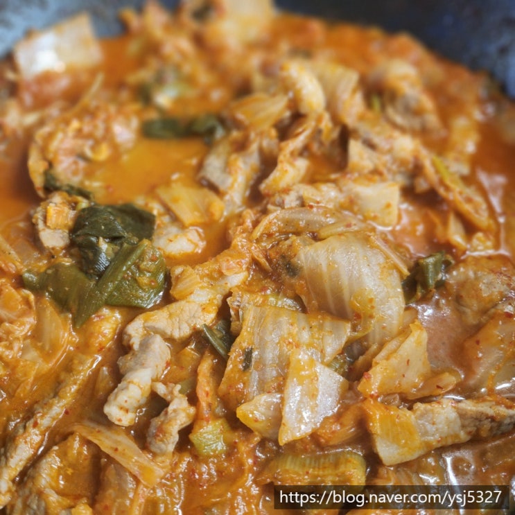  돼지고기 김치찜 레시피 찌개용 고기 초보도 쉽게 하는 황금레시피