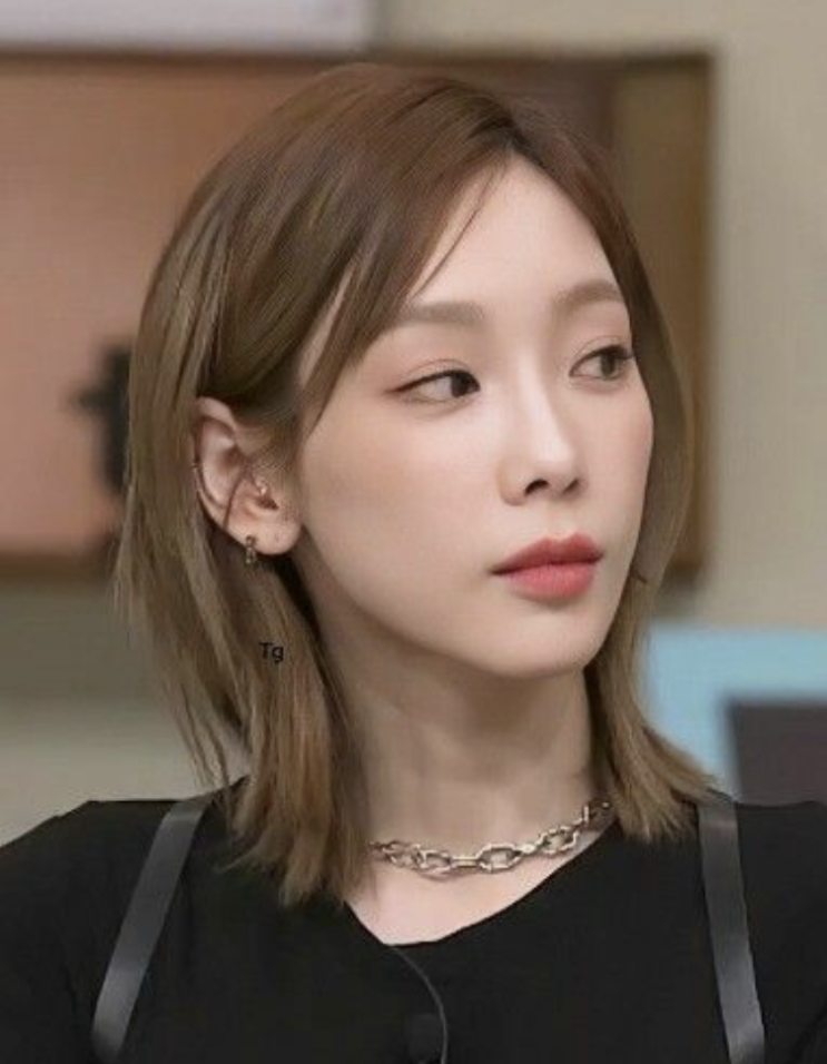  중단발 레이어드컷: 볼륨매직, S컬펌, C컬펌 스타일의 완벽한 조화