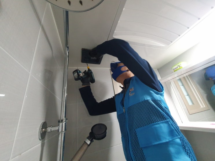  화장실 힘펠 싸이클론 환풍기 설치 / 효창동 리하우스 / 용산 마포 출장집수리 파란몽키