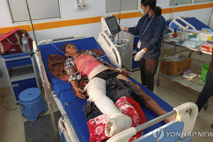 북부 교전 격화 조짐, 러시아 <b>캄차카</b> 클류체브스코이 <b>화산 분화</b>