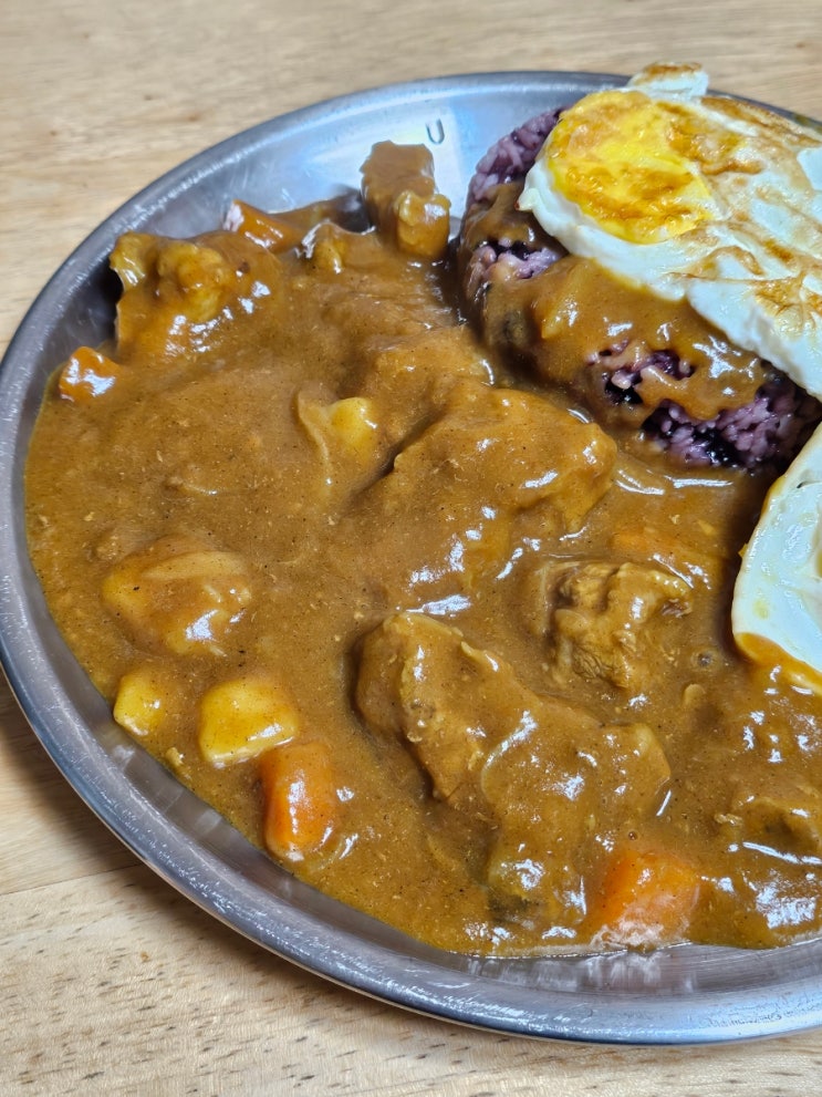  고체카레로 초간단 맛있는 카레만들기.