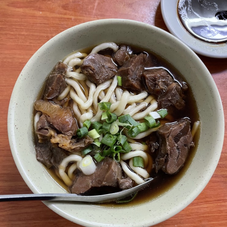 대만 타이베이 시먼 시먼딩 24시 식당 우육면 맛집 푸홍뉴러우멘 푸홍우육면 메뉴