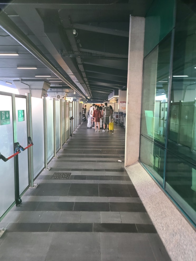  서유럽 여행 1일차[인천공항~로마 레오나르도 다빈치 공항~피노키오 민박]