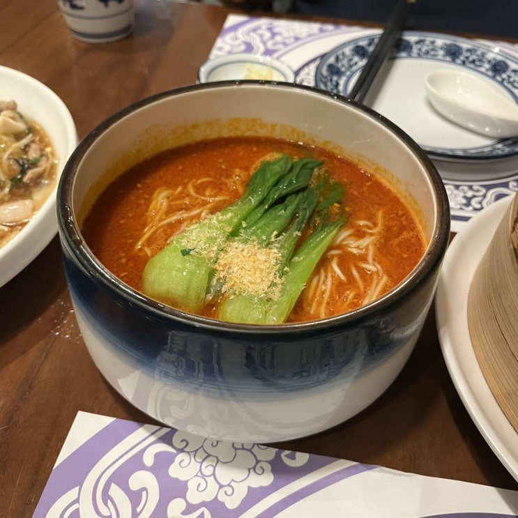  용산 아이파크몰 맛집 크리스탈제이드 (탄탄면이 맛있다아)