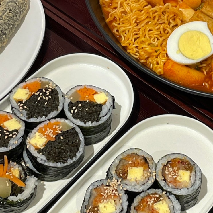  잠실 롯데월드타워 식당가 분식 맛집 유미분김밥 롯데월드몰점
