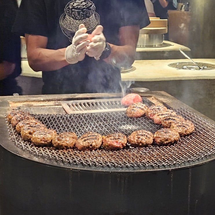  [후쿠오카]이색 일본식 함바그스테이크를 맛볼수 있는 곳::"히키니쿠도코메"
