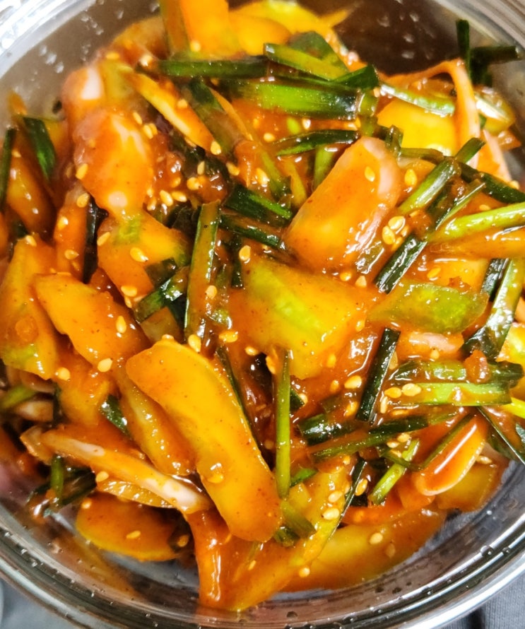  오이무침 만들기
