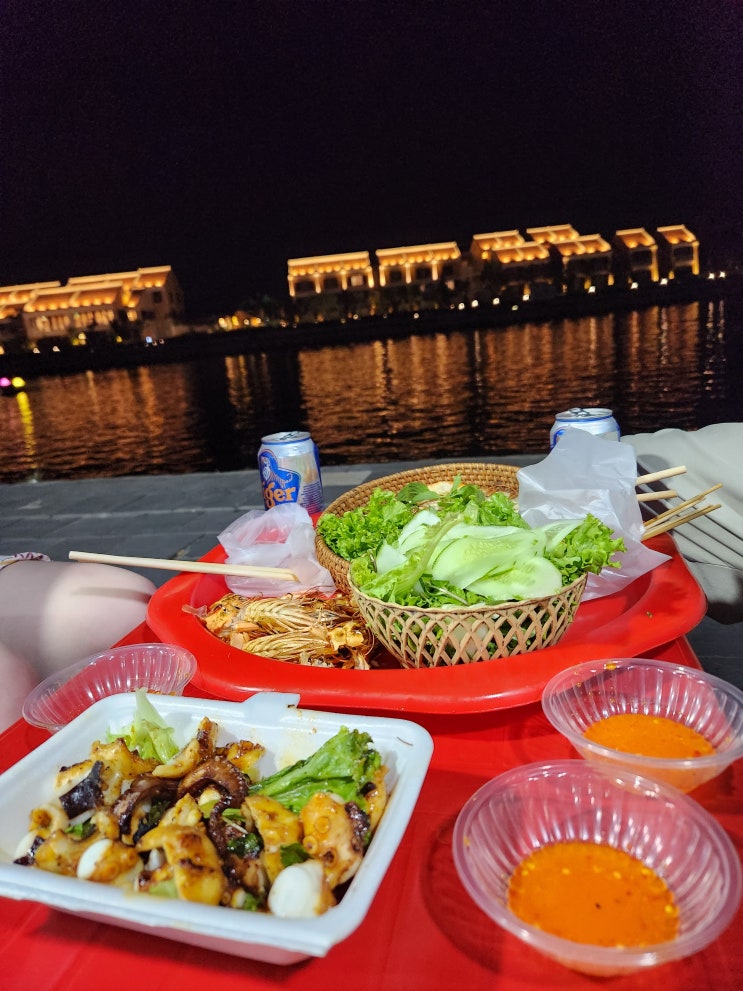  호이안 야시장 맛집 한국말 잘하는 총각네 솔직 후기