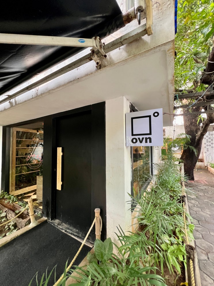  인도 첸나이 빵집, 오픈 한 달 반 첸나이 디저트 베이커리 ovn, 따끈따끈 신상입니다.