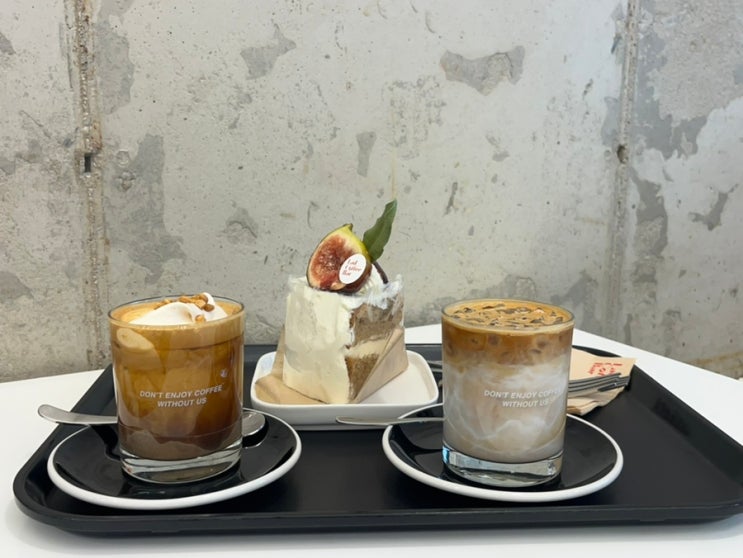  [대전 둔산동]둔산동 디저트 맛집 갤러리느낌의 ‘라드커피 둔산1호점’
