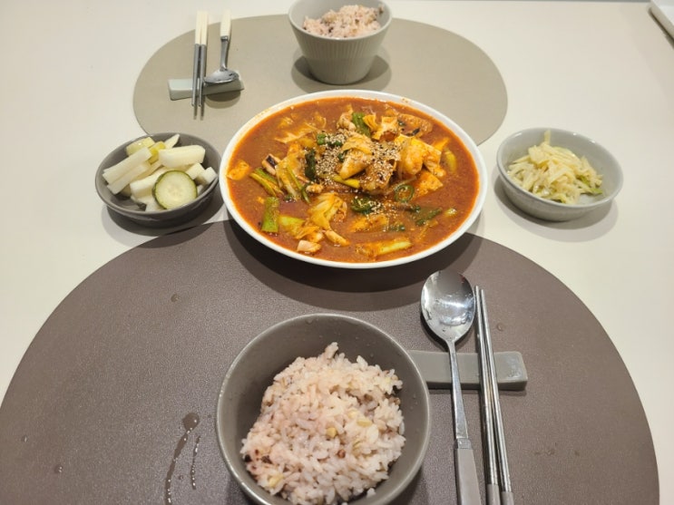  [집밥-보통날] 오징어 두루치기