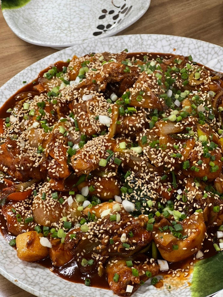 부산 대신동 현지인 동네맛집 매콤한 찜닭이 맛있는 철이네손찜닭