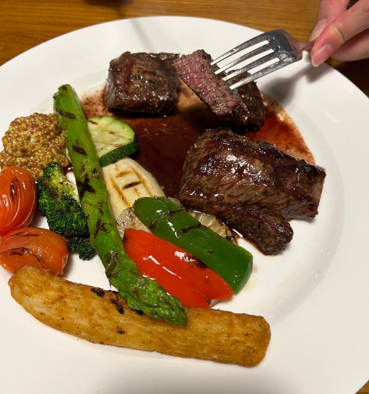  청주 명암저수지(명암유원지) 맛집 | 아기랑 함께 방문 인더키친(아기의자) 파스타, 필라프, 스테이크