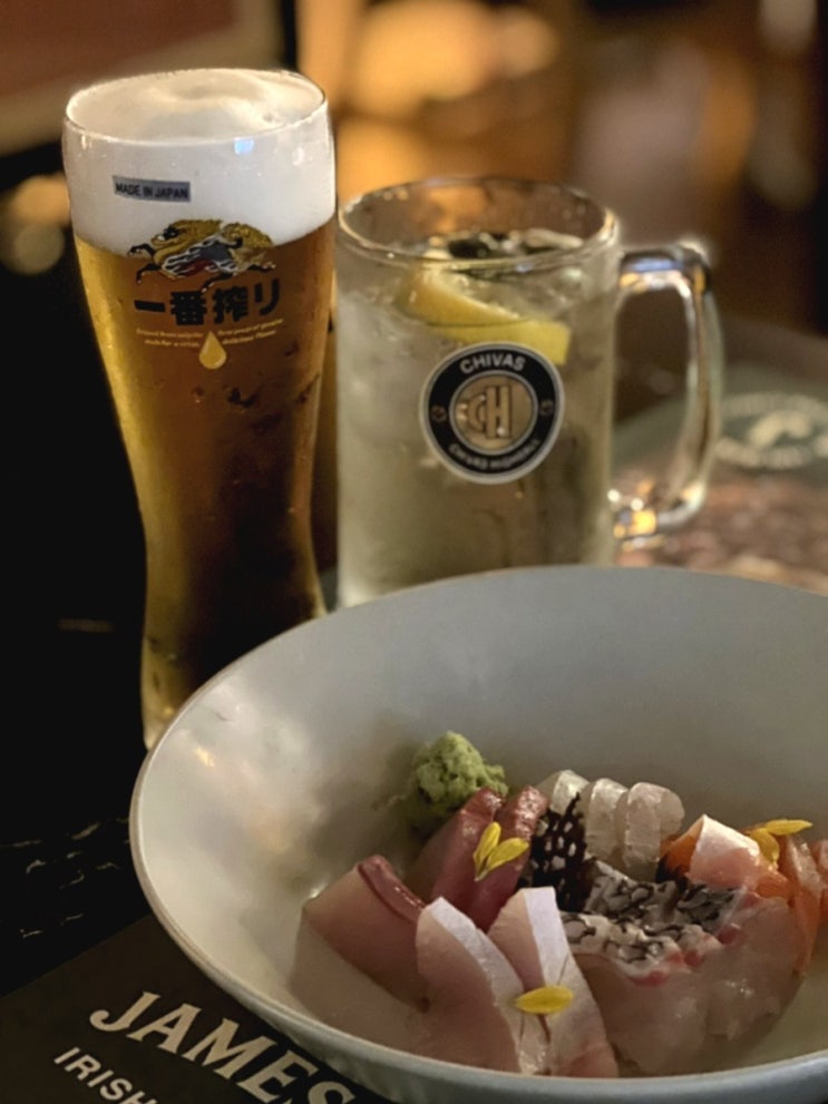  오사카 분위기 제대로! 신사 가로수길 맛집 - 이자카야 도톤보리 서울