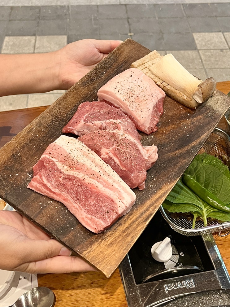  동래 꽃돼지식당 친절하게 구워주는 동래역 맛집