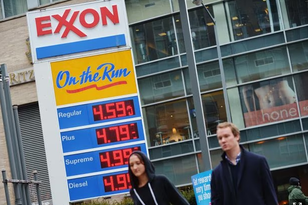 국제유가, 사우디·러시아 감산 지속 발표에 상승... WTI 0.39%↑ 국제유가, 사우디·러시아 감산 지속 발표에 상승... WTI 0.39%↑