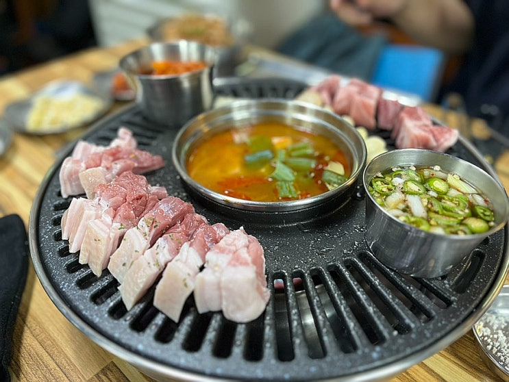  용산역 고기집 삼겹살 맛집 골목뒤숨겨진 대가냉면