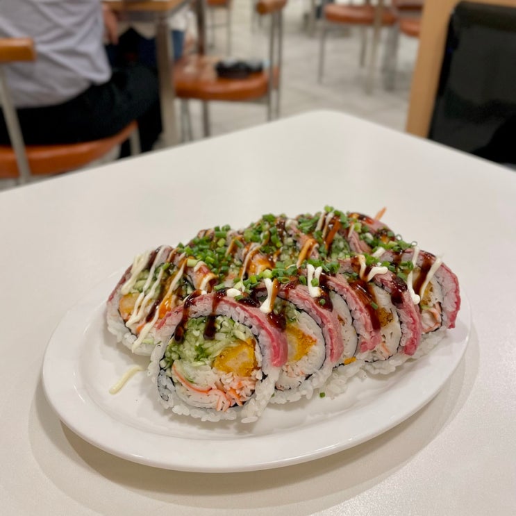 용산역근처 맛집 | 미국식 스시롤, 씨푸드누들 내돈내산 존맛 추천 _ 라운드스시