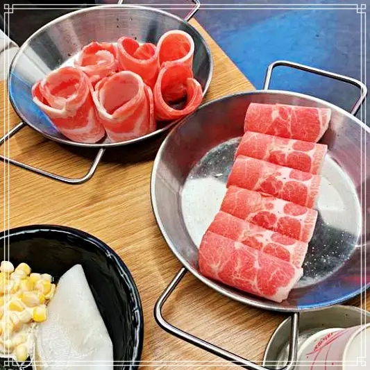  토밥즈 토밥 좋아 토요일은 밥이좋아에서 소개한 강남 논현역 맛집 '대패차돌박이''대패삼겹' 탐방코너 후기
