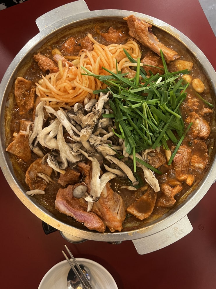  [ 팔백집 ] 신논현 - 강남역 돼지갈비 직장인 맛집 팔백집 강남점