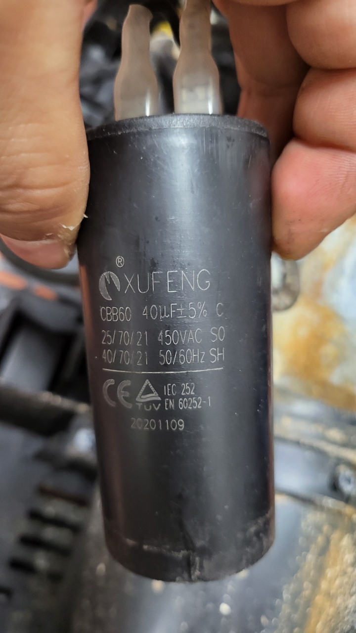  XUFENG CBB60 450VAC 40uF 호환콘덴서 호환캐패시터 AC콘덴서 안내