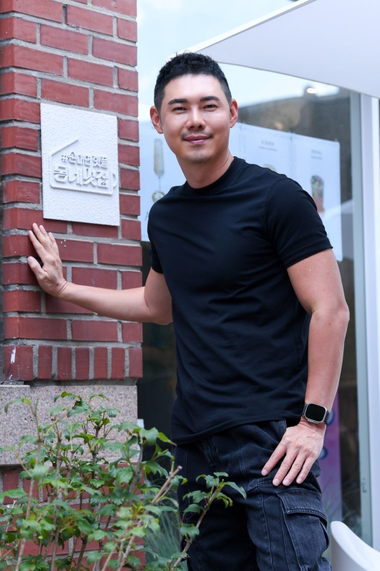  유정수 나이 대표 프로필 결혼 와이프 부인 아내 재산 가족 고향