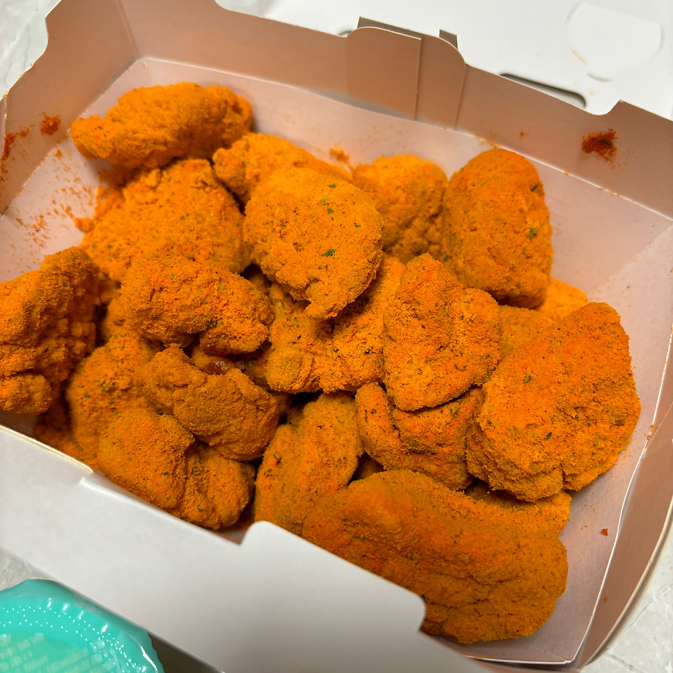 BHC치킨 화명기차역점 사진 6