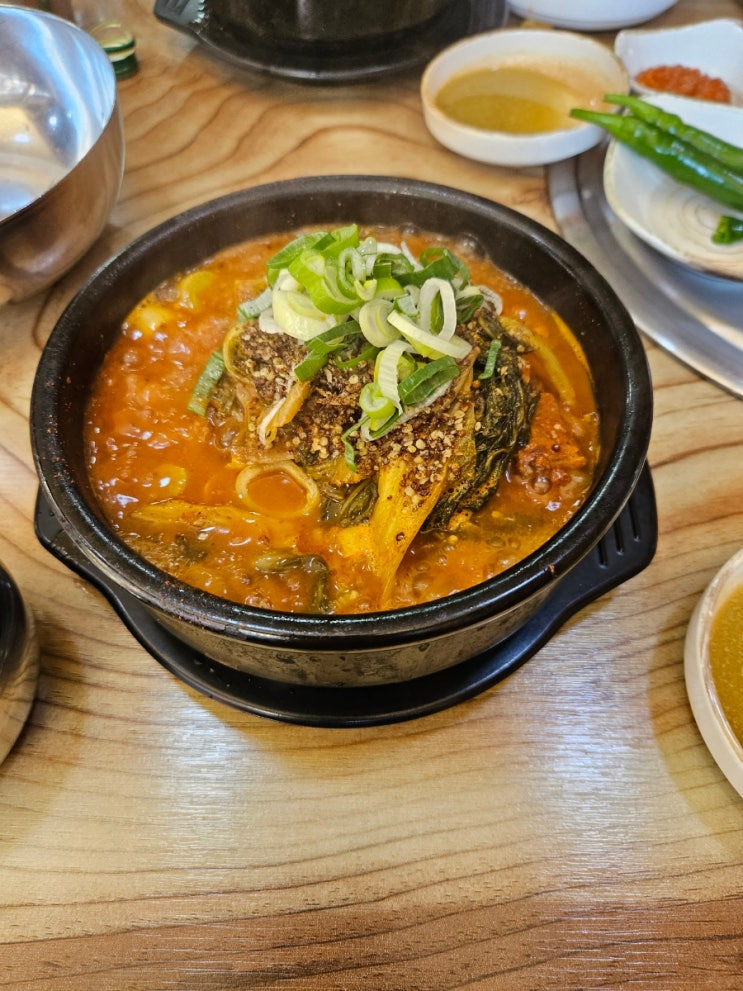  연신내 감자탕을 만드는 형제들 뼈해장국 맛집
