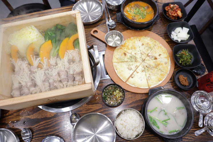 [대구/달서구] 성서 맛집 국밥 성서공단 한식 편백찜 이곡동 맛집 '본팔백 이곡점'