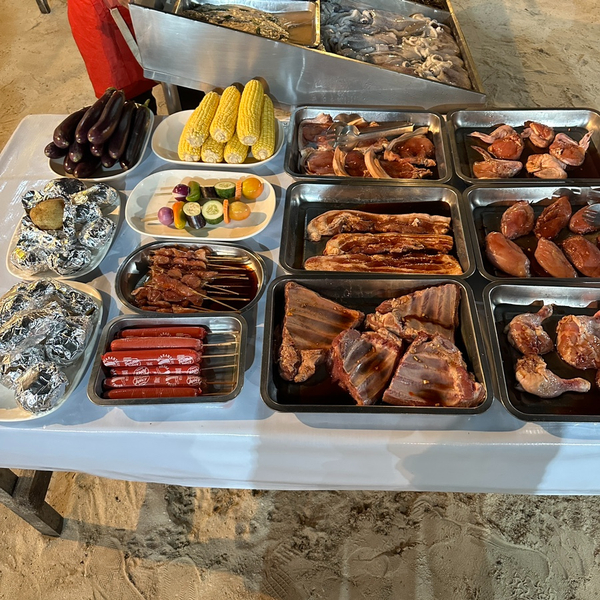  필리핀 보홀 알로나비치 근처 로컬 꼬치 맛집 아이시스 방갈로