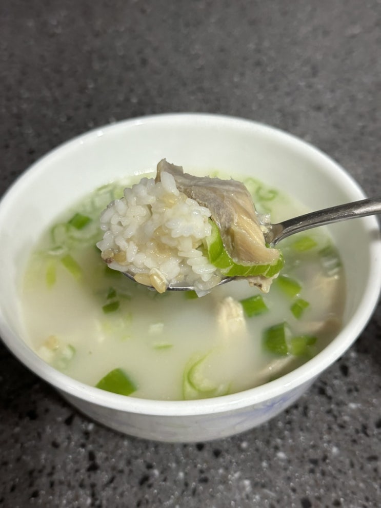  국물요리 밥라벨 닭곰탕이 제대로다