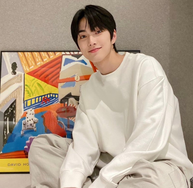 RIIZE Seunghan's Profile Photos, Dance Videos, and All-Rounder Member Status