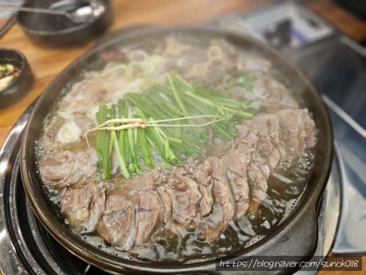  킨텍스 맛집 황해수육 일산가로수길점 든든한 보양식 수육전골