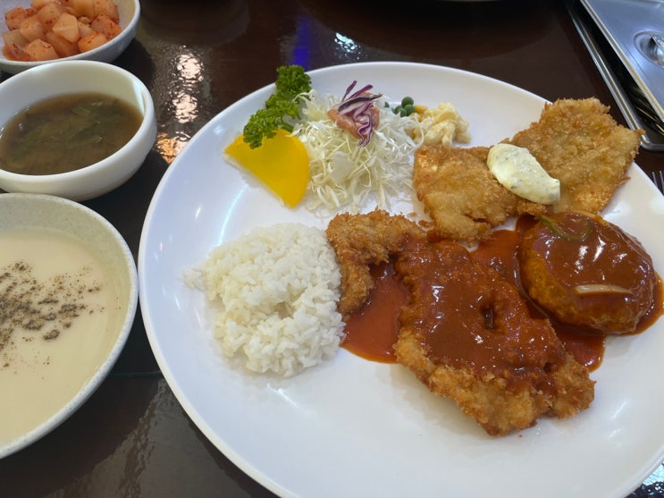  고대:: 오박사네돈까스 고대점