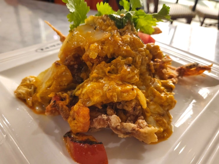  똠얌꿍과 푸팟퐁커리가 맛있는 고속터미널역 신세계백화점 맛집 타마린드